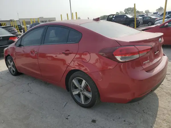3KPFL4A77JE219776 2018 KIA FORTE - Image 2