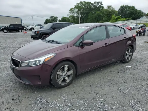 3KPFL4A77JE227991 2018 KIA FORTE - Image 1