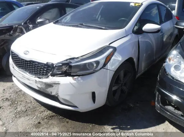 3KPFL4A77JE238019 2018 KIA FORTE - Image 2