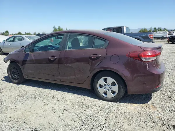 3KPFL4A77JE248002 2018 KIA FORTE - Image 2