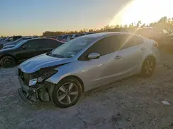 3KPFL4A77JE248498 2018 KIA FORTE
