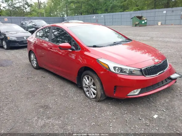 3KPFL4A78HE012744 2017 KIA FORTE - Image 1