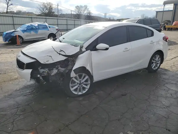 3KPFL4A78HE034727 2017 KIA FORTE - Image 1