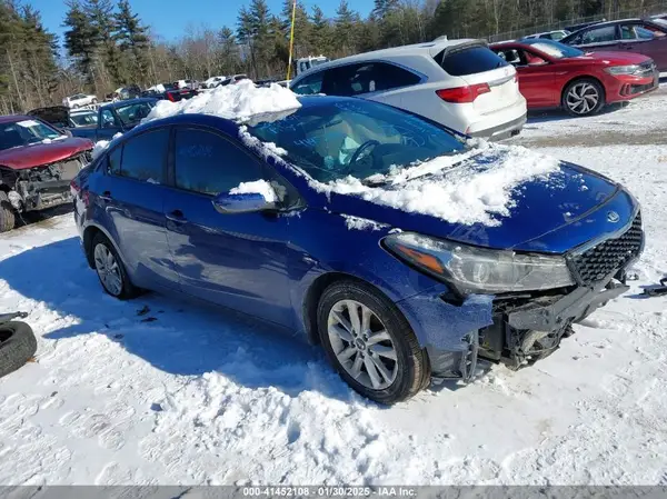 3KPFL4A78HE035571 2017 KIA FORTE - Image 1