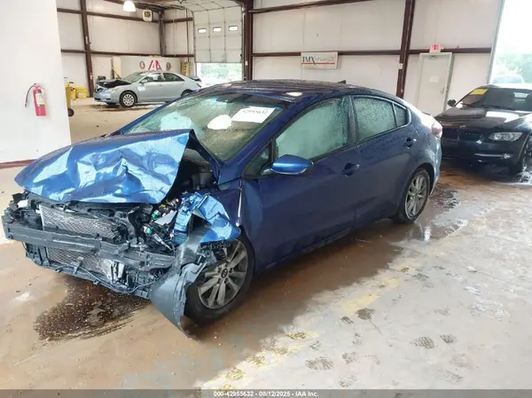 3KPFL4A78HE039071 2017 KIA FORTE - Image 2
