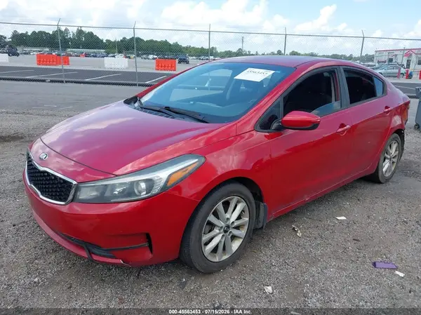 3KPFL4A78HE055206 2017 KIA FORTE - Image 2