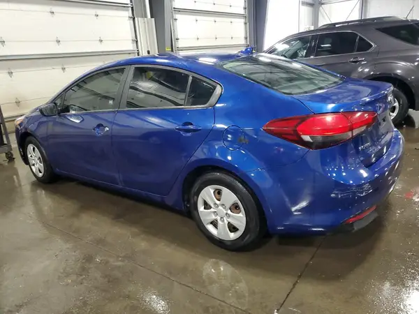 3KPFL4A78HE057330 2017 KIA FORTE - Image 2