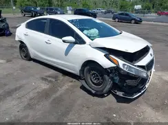 3KPFL4A78HE076458 2017 KIA FORTE