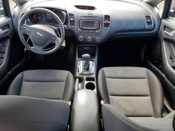3KPFL4A78HE089162 2017 KIA FORTE - Image 8