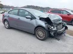 3KPFL4A78HE099335 2017 KIA FORTE