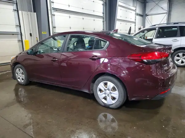 3KPFL4A78HE100953 2017 KIA FORTE - Image 2