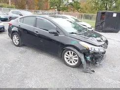 3KPFL4A78HE104954 2017 KIA FORTE
