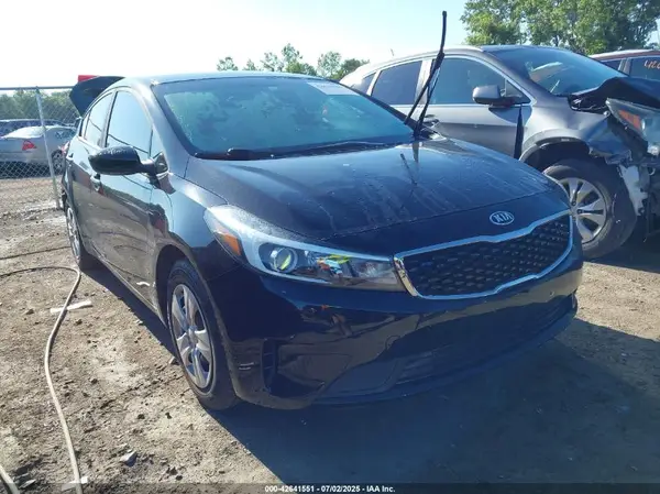 3KPFL4A78HE126730 2017 KIA FORTE - Image 1