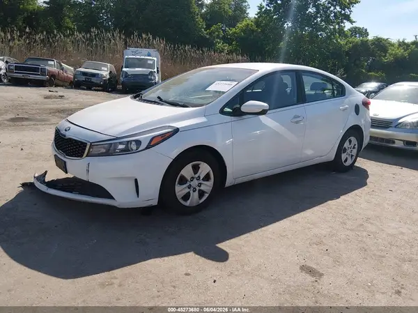 3KPFL4A78HE142636 2017 KIA FORTE - Image 2