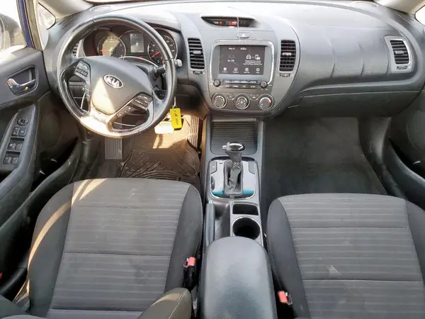 3KPFL4A78HE144466 2017 KIA FORTE - Image 8