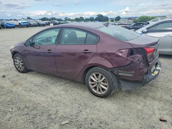 3KPFL4A78HE144936 2017 KIA FORTE - Image 2