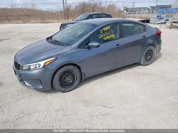 3KPFL4A78HE146508 2017 KIA FORTE - Image 2