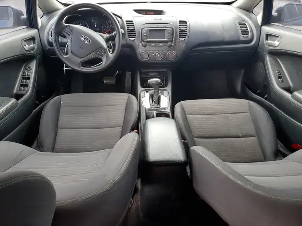 3KPFL4A78HE149909 2017 KIA FORTE - Image 8