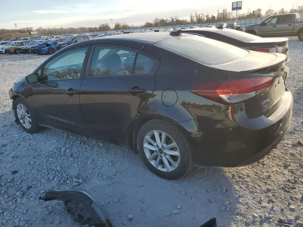 3KPFL4A78HE155788 2017 KIA FORTE - Image 2