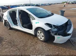 3KPFL4A78HE160277 2017 KIA FORTE