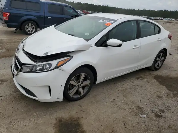 3KPFL4A78JE167039 2018 KIA FORTE - Image 1