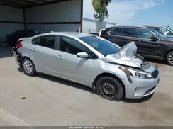 3KPFL4A78JE182012 2018 KIA FORTE