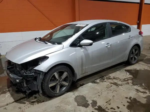3KPFL4A78JE188246 2018 KIA FORTE - Image 1