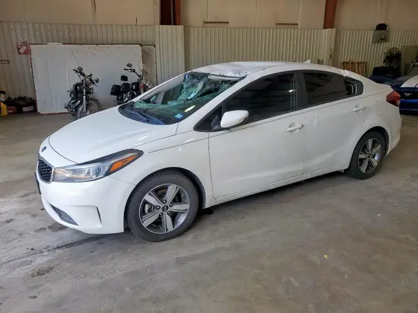 3KPFL4A78JE191924 2018 KIA FORTE - Image 1