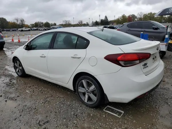 3KPFL4A78JE202047 2018 KIA FORTE - Image 2