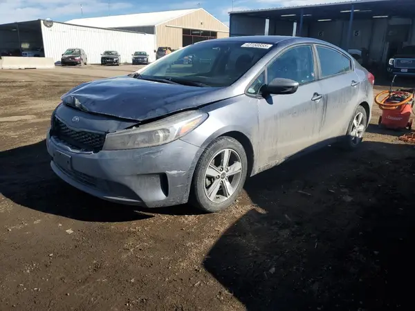 3KPFL4A78JE225120 2018 KIA FORTE - Image 1