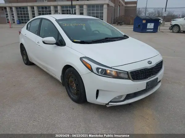 3KPFL4A78JE244170 2018 KIA FORTE - Image 1