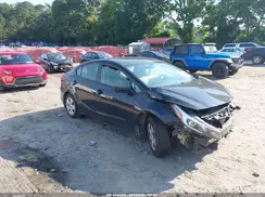 3KPFL4A78JE256108 2018 KIA FORTE