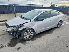 3KPFL4A78JE271076 2018 KIA FORTE