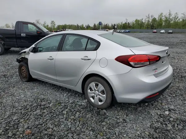 3KPFL4A79HE007486 2017 KIA FORTE - Image 2