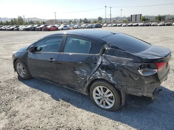 3KPFL4A79HE016849 2017 KIA FORTE - Image 2