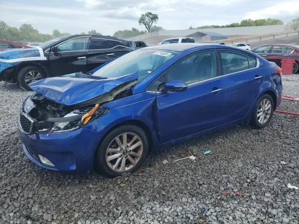 3KPFL4A79HE023896 2017 KIA FORTE - Image 1