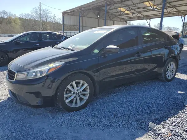 3KPFL4A79HE040942 2017 KIA FORTE - Image 1