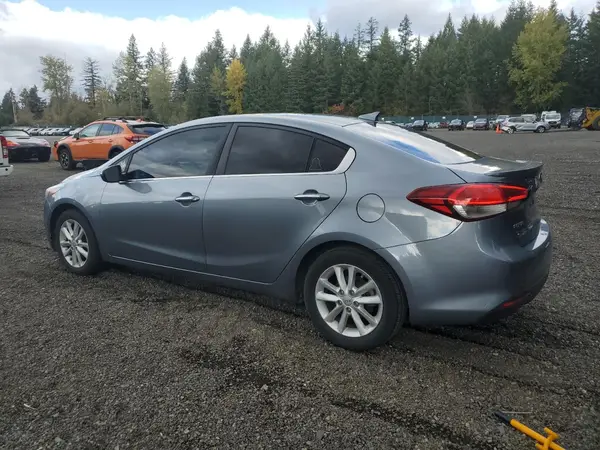 3KPFL4A79HE044604 2017 KIA FORTE - Image 2