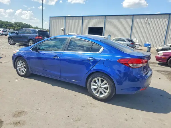 3KPFL4A79HE049222 2017 KIA FORTE - Image 2