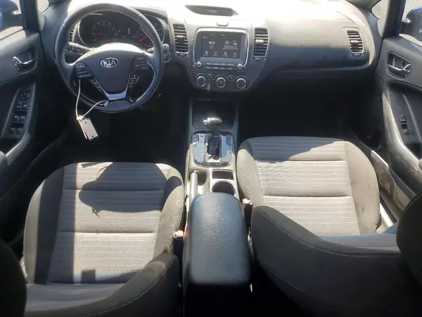 3KPFL4A79HE049222 2017 KIA FORTE - Image 8