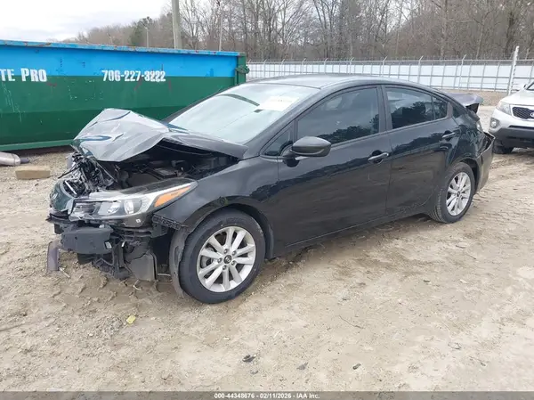 3KPFL4A79HE050788 2017 KIA FORTE - Image 2
