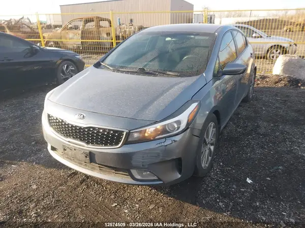3KPFL4A79HE058390 2017 KIA FORTE - Image 2