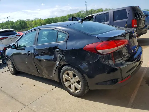3KPFL4A79HE058809 2017 KIA FORTE - Image 2