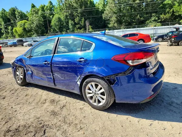 3KPFL4A79HE080261 2017 KIA FORTE - Image 2