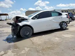 3KPFL4A79HE086058 2017 KIA FORTE