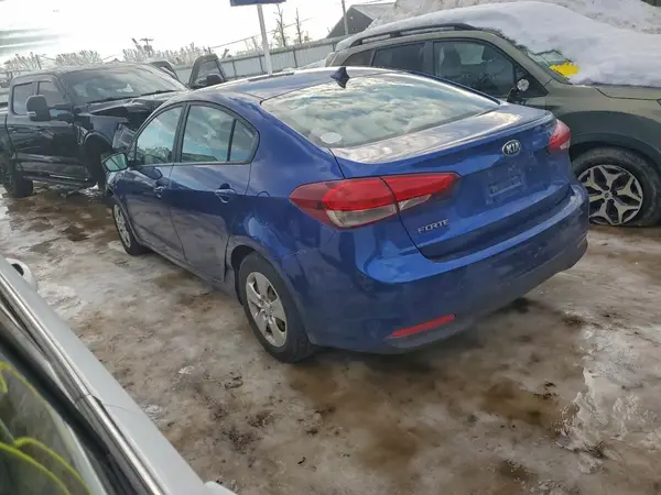 3KPFL4A79HE088604 2017 KIA FORTE - Image 2
