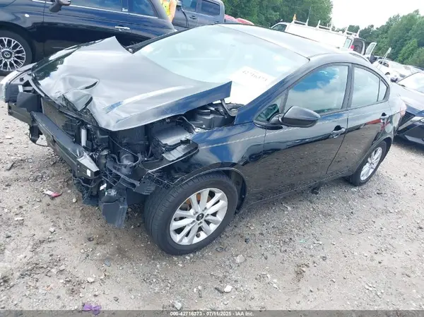 3KPFL4A79HE101271 2017 KIA FORTE - Image 2