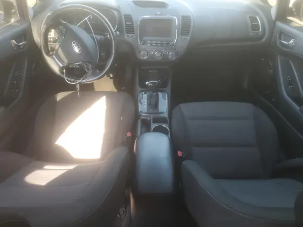 3KPFL4A79HE103571 2017 KIA FORTE - Image 8
