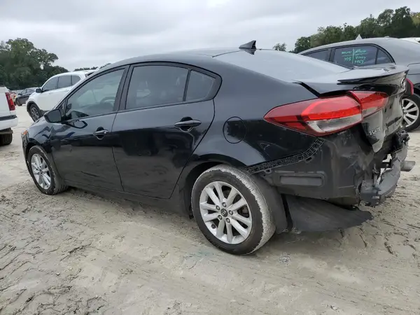 3KPFL4A79HE108009 2017 KIA FORTE - Image 2