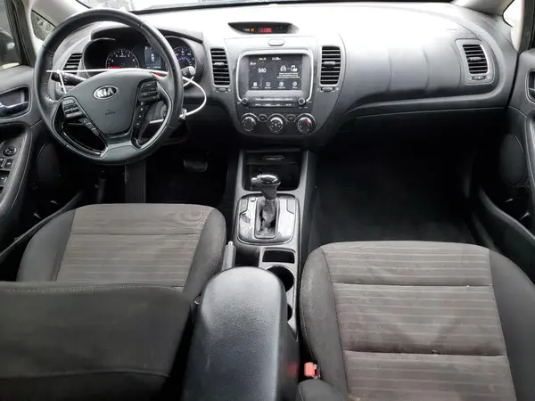 3KPFL4A79HE108009 2017 KIA FORTE - Image 8